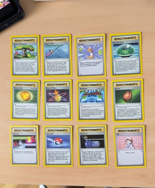 Lote 12 Cartas Pokémon ADDESTRAMENTO