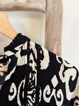 Vestido Midi Zara Estampado Blanco y Negro
