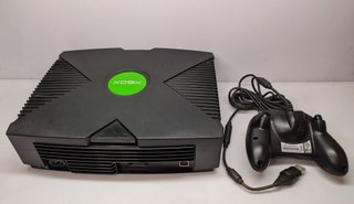 Xbox Clásica 2001 + Regalo Incorporado (LEED)