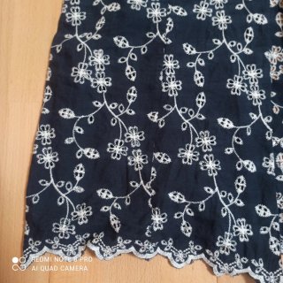 Vestido midi floral negro y blanco Zara