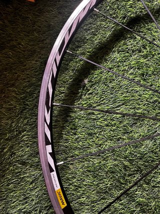 Llantas de Bicicleta carretera DT Swiss y Mavic