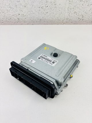 8513242 Centralita motor BMW 520d