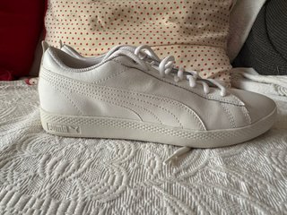 Zapatillas Puma casuales blancas