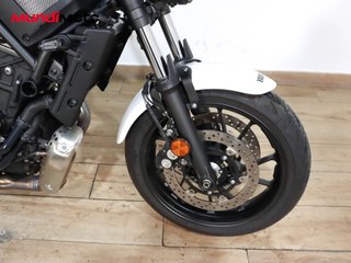 YAMAHA XSR 700
