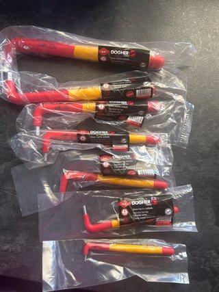 Juego 7 llaves Allen electricista aisladas