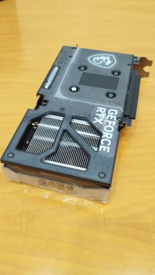 Tarjeta gráfica MSI Nvidia Geforce RTX 5060 Ti 8GB