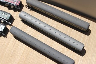 Set di Treni Passeggeri Scala N con Luce