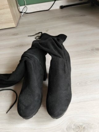 Botas altas mosqueteras antelina negra