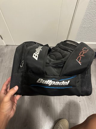 Paletero Bullpadel Hack 02 Negro