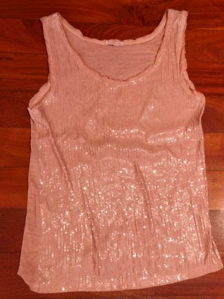 Camiseta tirantes lentejuelas rosa
