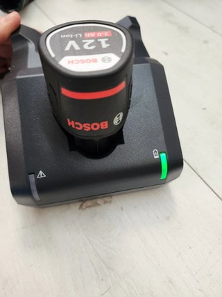 Bosch Professional Sistema 12V Detector de pared