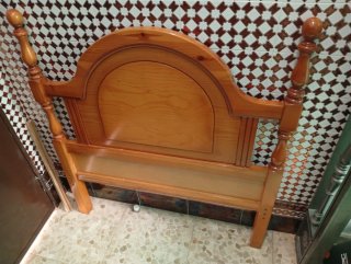 Cabecero de madera para cama de 90 Tengo 2