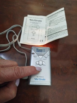 4 Radios de Bolsillo Retro