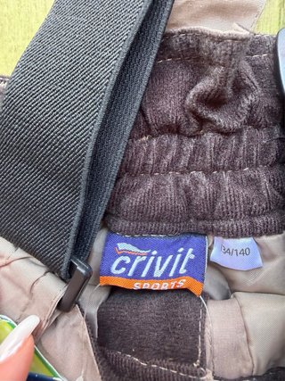Conjunto de esquí infantil a cuadros