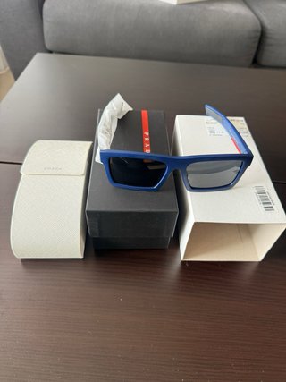Gafas de Sol Prada Linea Rossa. Hombre. Originales