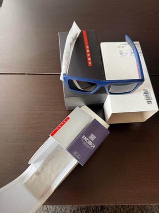 Gafas de Sol Prada Linea Rossa. Hombre. Originales