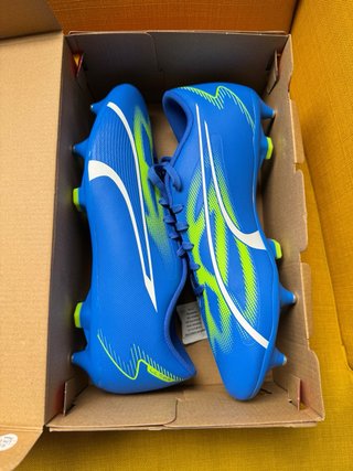 Botas de fútbol Puma Ultra Match de la talla 45