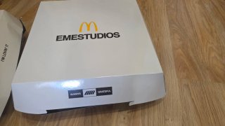 Sudadera EME Studios x McDonald's Talla L