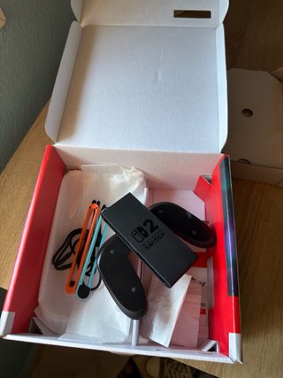 Nintendo Switch 2 + Mando Pro + artículos