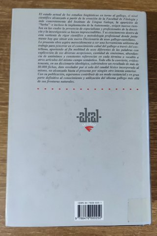 Diccionario Akal de usos Castellano Gallego (1985)
