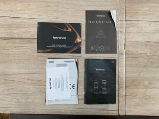 Cafetera Nespresso Vertuo Next DeLonghi ENV120