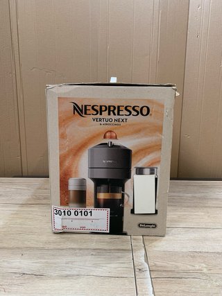 Cafetera Nespresso Vertuo Next DeLonghi ENV120