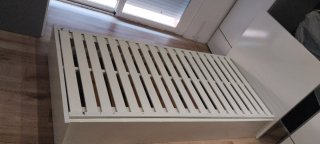 Estructura cama 90 x 200 cm, con lateral corredera