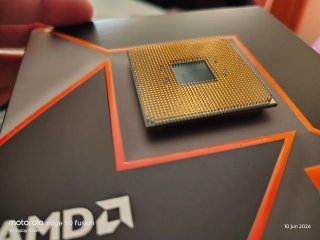 AMD Ryzen 7 5700X3D Procesador