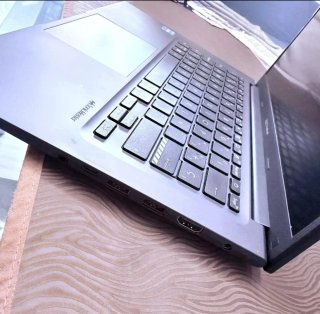 Computer portatile Asus Vivobook grigio/argento