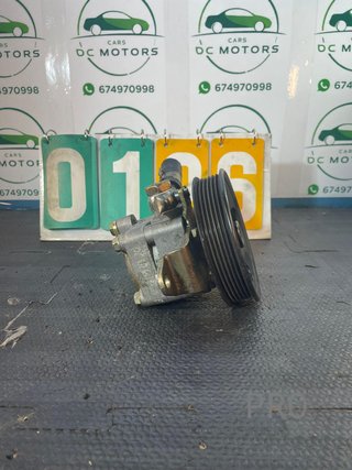 Bomba de dirección Nissan primera p12 2.0i 140cv QR20