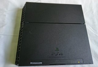 Sony PS4 (PlayStation 4) Nera