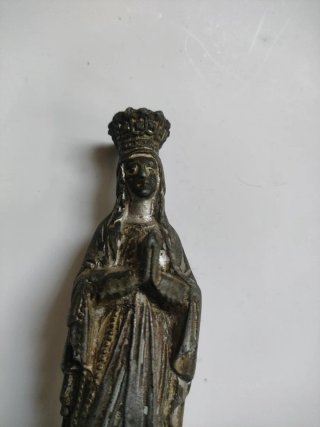 Estatua Virgen de Lourdes
