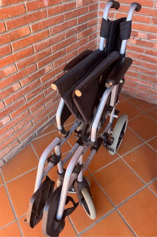 Silla de ruedas Ayudas Dinámicas Ligera/Plegable