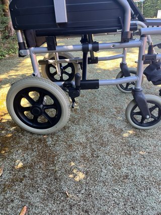 Silla de ruedas Ayudas Dinámicas Ligera/Plegable