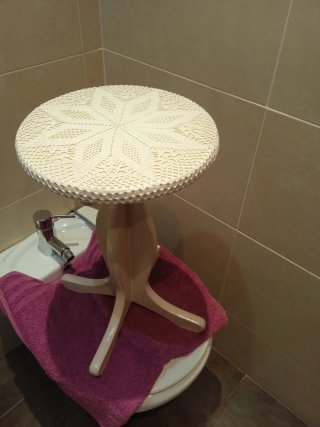 Taburete blanco