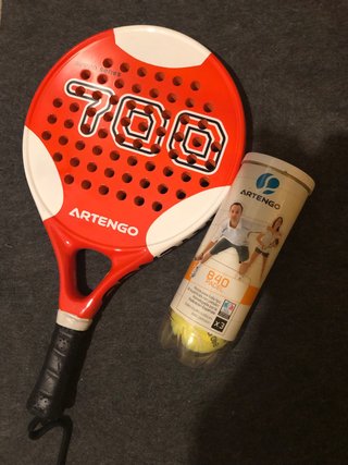 Raqueta Pádel Artengo 700 + 3 Pelotas