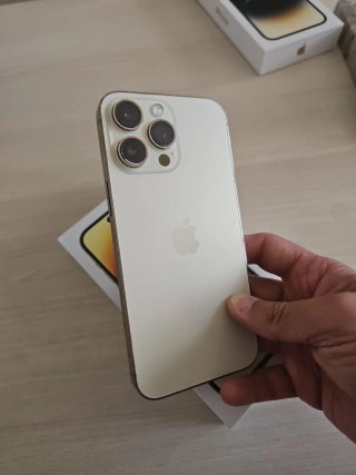 iPhone 14 Pro Max 256GB Oro