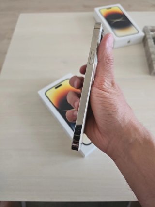 iPhone 14 Pro Max 256GB Oro