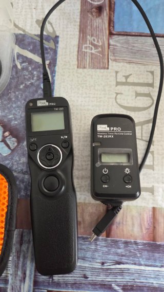 Nikon D7100 + Objetivos y Accesorios