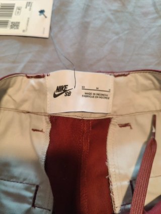Pantalón Corto Nike SB Rojo