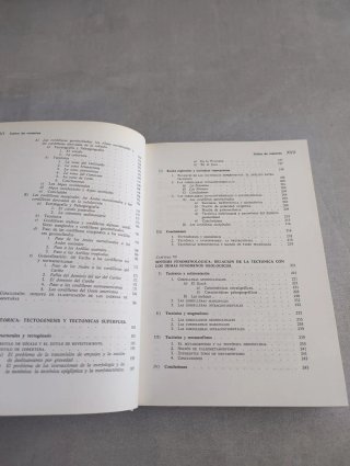 Tectónica, Tectonofísica, Morfología. Auboin