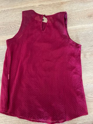 Blusa sin mangas con lunares
