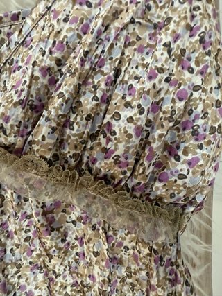 Vestido camisero sedoso floral