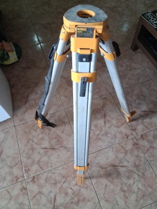 Trípode DeWalt DE0733