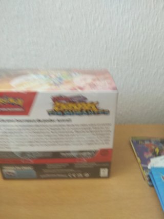 Booster Box Pokémon Chispas Fulgurantes TCG