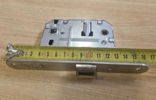 3 Picaportes 70mm marca Spain