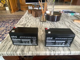 2 Baterías PBQ 12V 7Ah Nuevas
