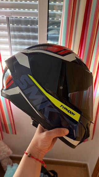 Casco de moto SMK TYPHOON