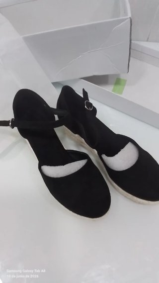 Sandalias esparteñas negras sin estrenar