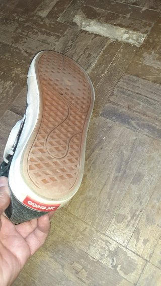 Zapatillas CHK10 n 37 ,ver fotos Altas Negras